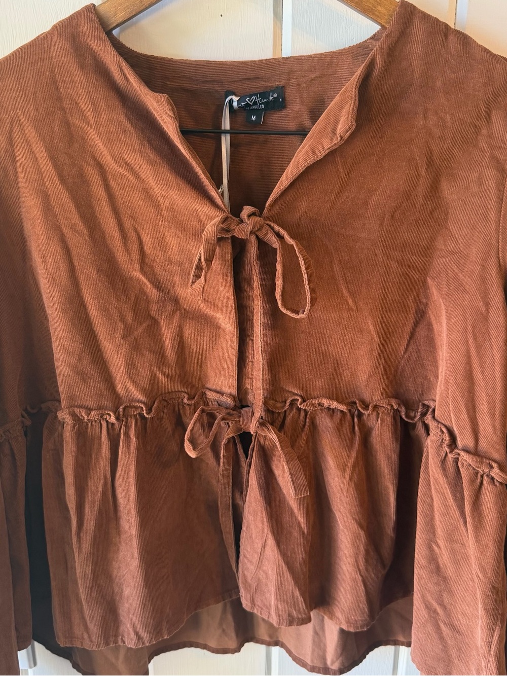 NWT Velvet Heart Brown Velvet Tie-Front Peasant Blouse, Slightly Cropped, Size M - Picture 4 of 11